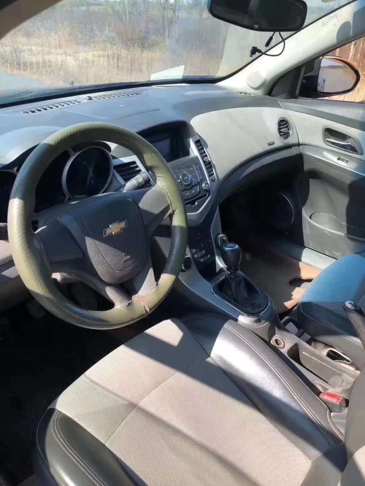 青岛13年雪佛兰科鲁兹6