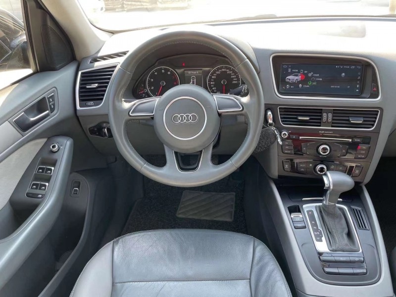 佛山13年奥迪Q55