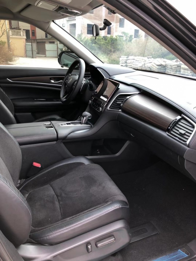 佛山18年本田冠道7