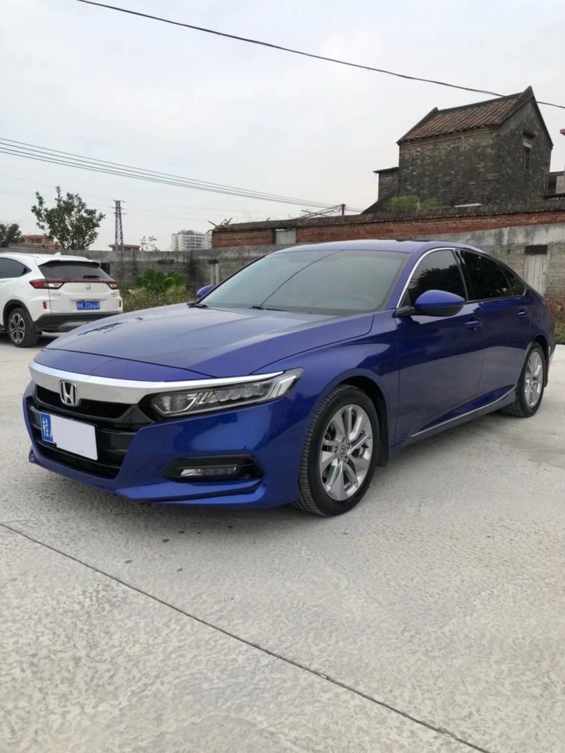 佛山19年本田雅阁3