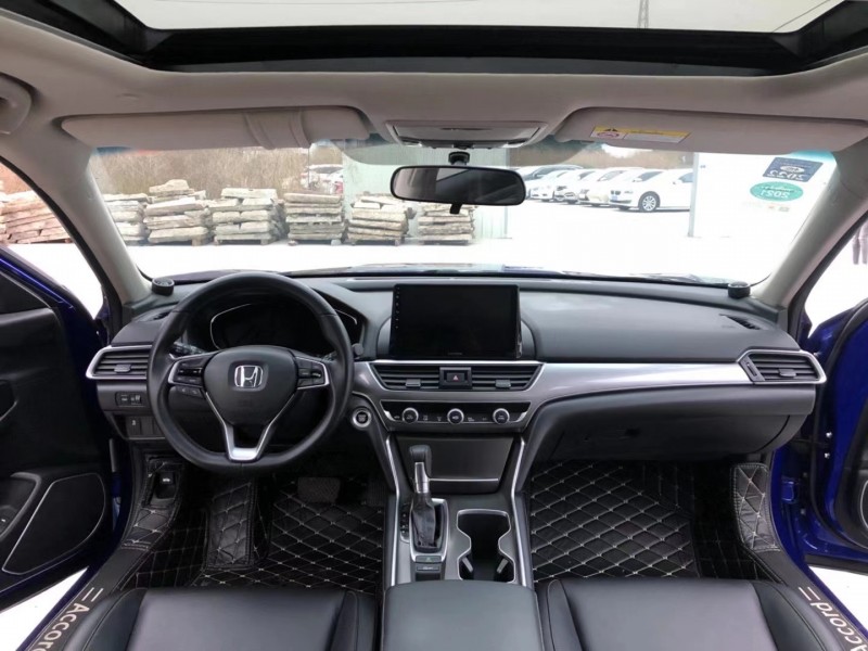 佛山19年本田雅阁6