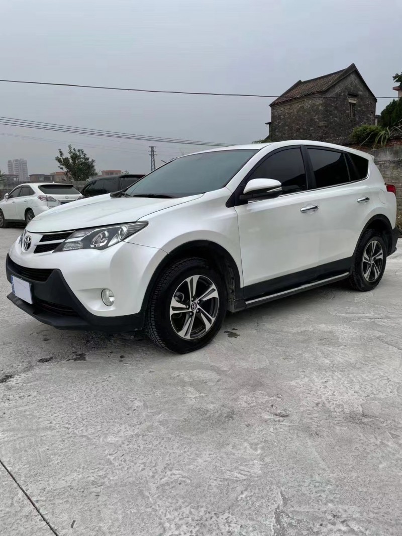 佛山16年丰田RAV4荣放3