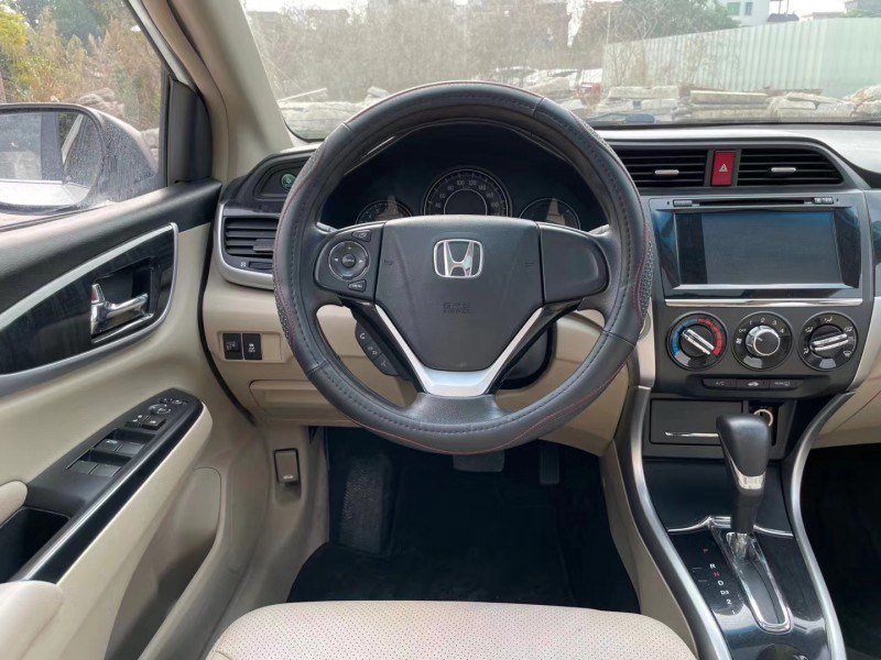 佛山15年本田凌派5