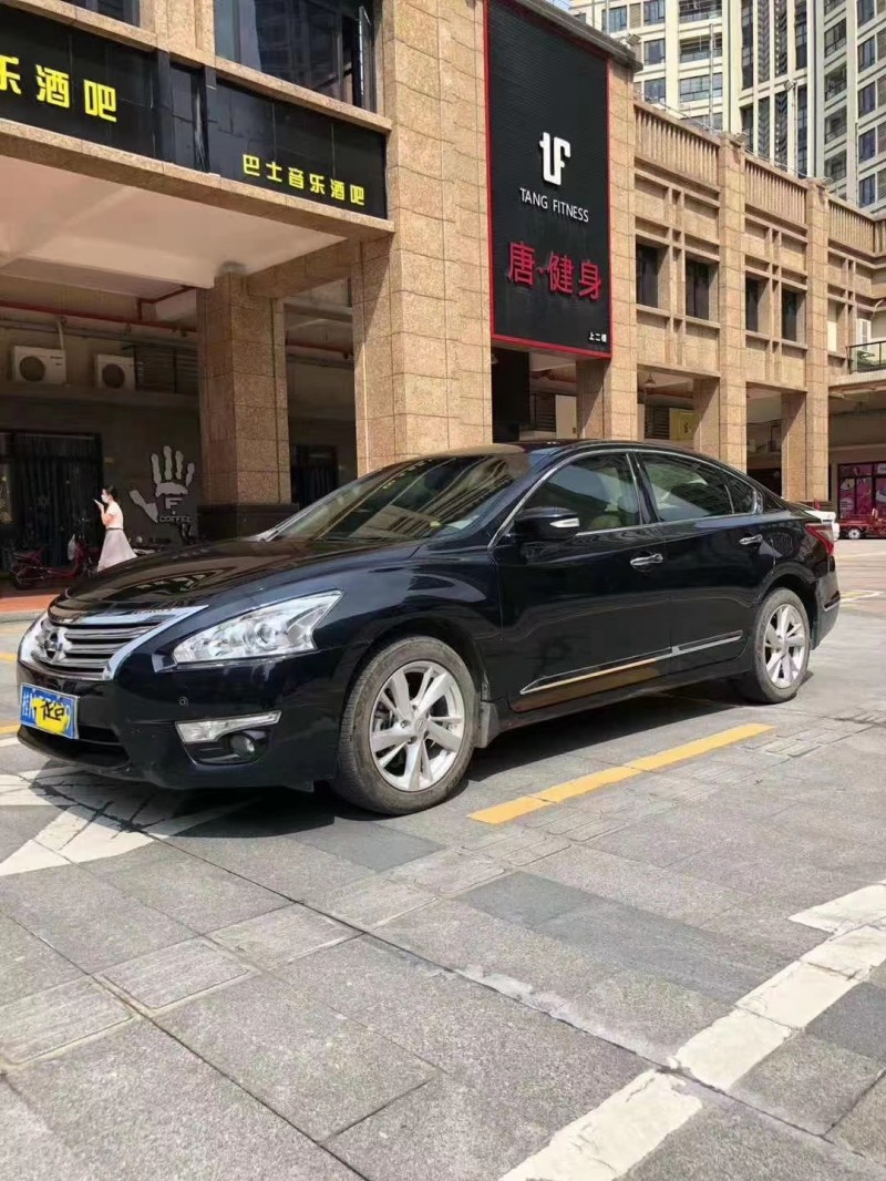 佛山15年日产天籁3