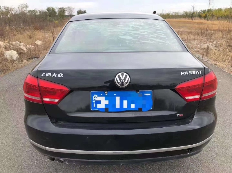 青岛12年大众帕萨特3