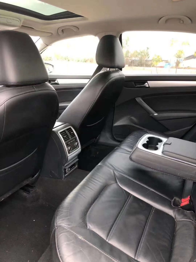 青岛12年大众帕萨特2