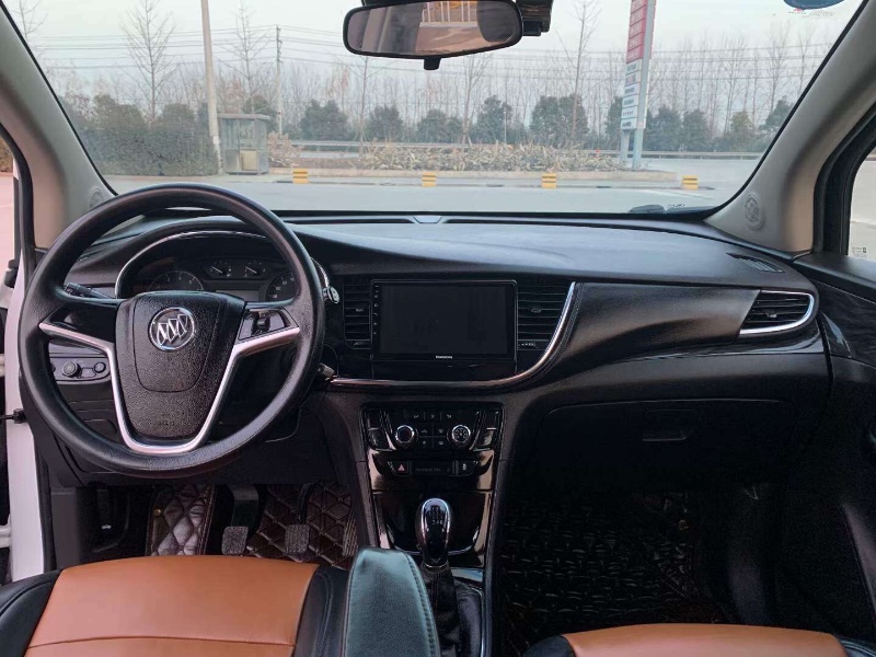 徐州16年别克昂科拉1