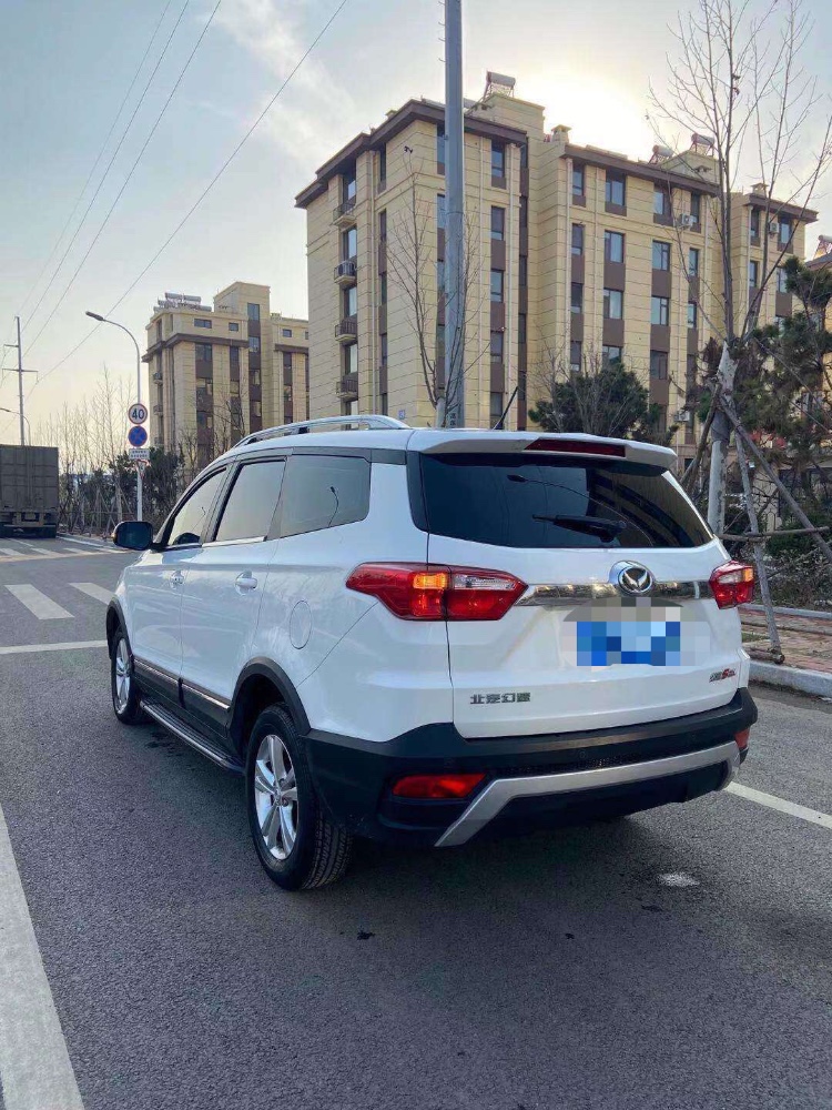 济南18年北汽幻速S35