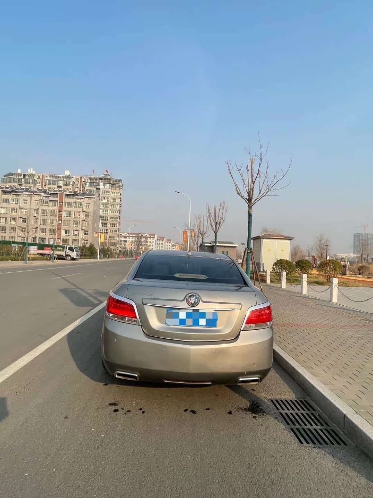 临沂09年别克君越5