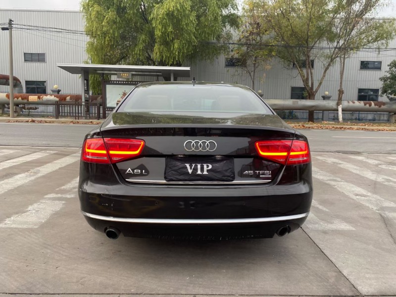 宿迁14年奥迪A8L7
