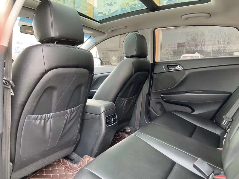 青岛15年现代名图3