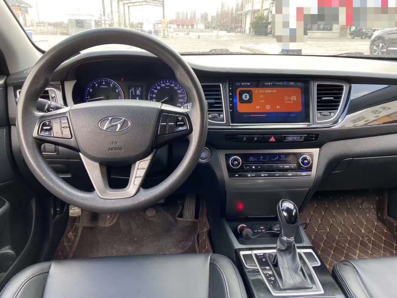 青岛15年现代名图1