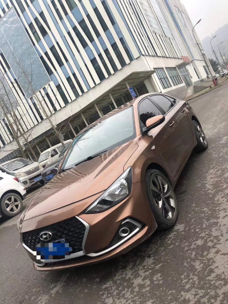 成都17年现代悦动3