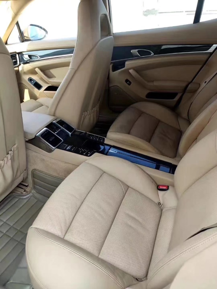 深圳14年保时捷帕拉梅拉5