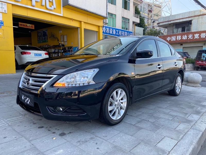 广州14年日产轩逸3