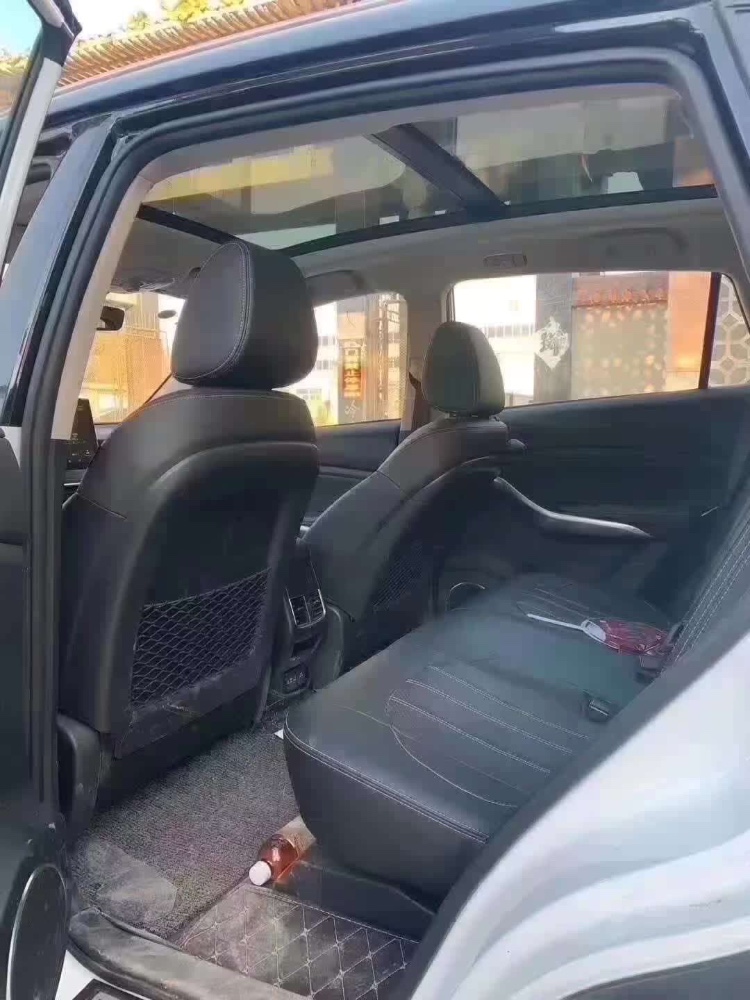 保定19年比亚迪宋1