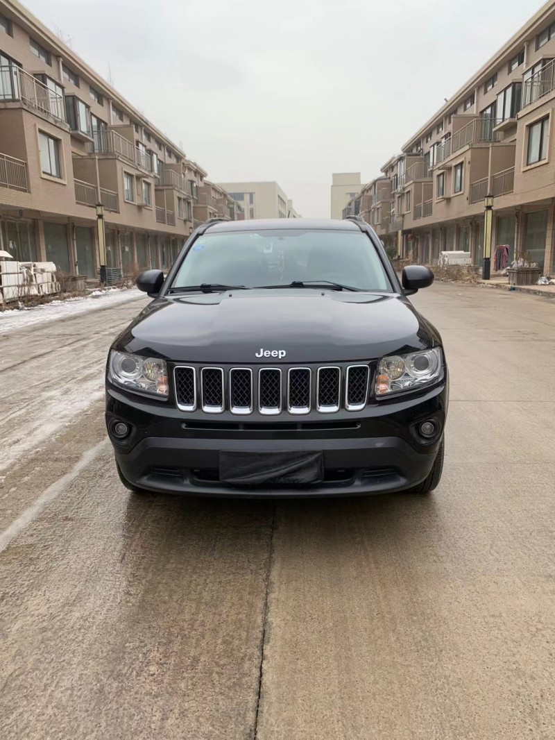 徐州12年Jeep指南者1