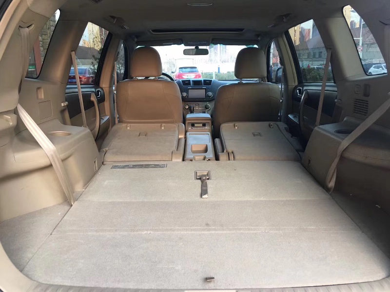 济南12年丰田汉兰达9