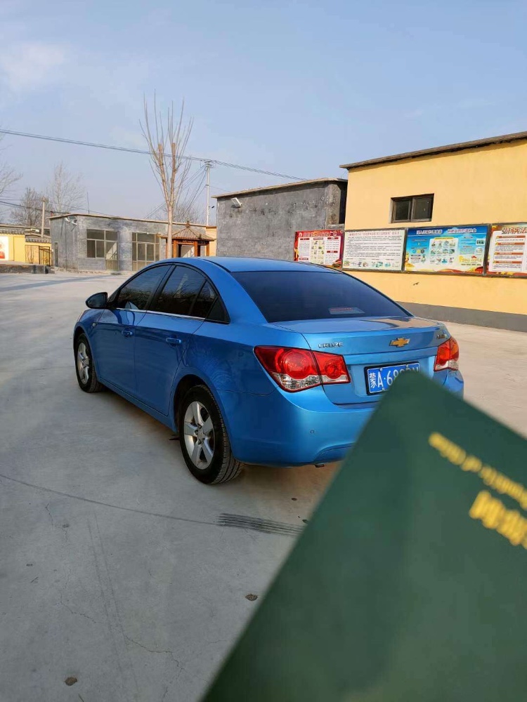 济南10年雪佛兰科鲁兹6