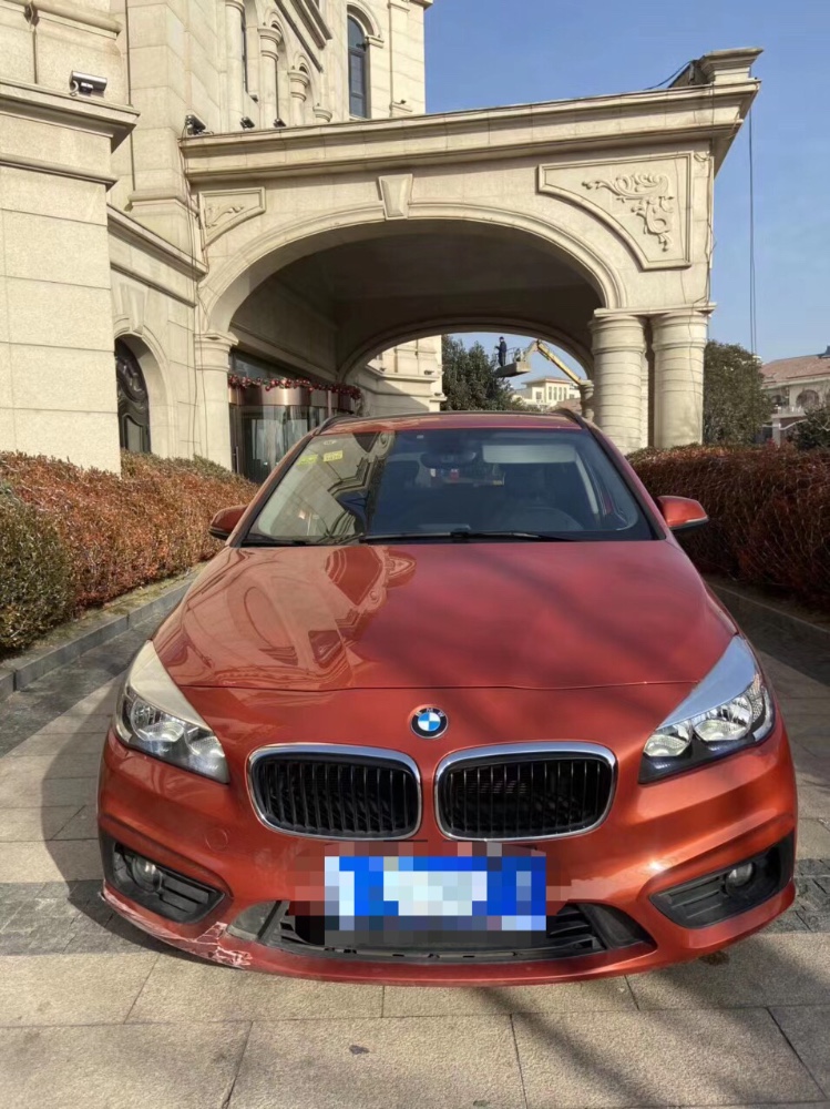 济南16年宝马2系9