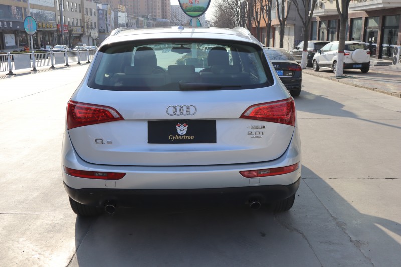 保定12年奥迪Q56