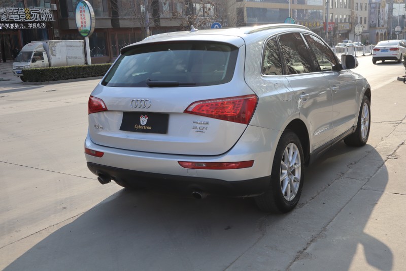 保定12年奥迪Q55