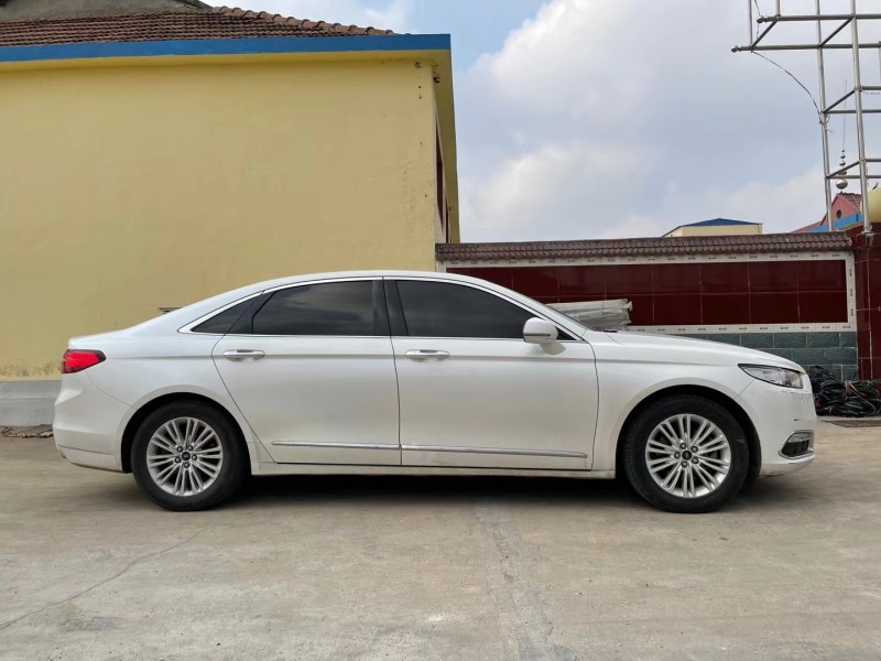 烟台16年福特金牛座3