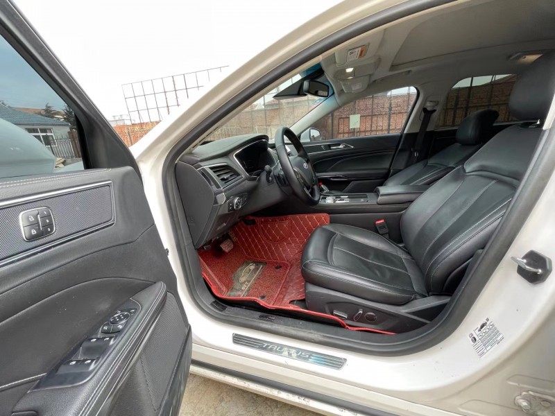 烟台16年福特金牛座8