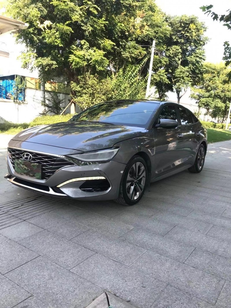 徐州19年现代菲斯塔8