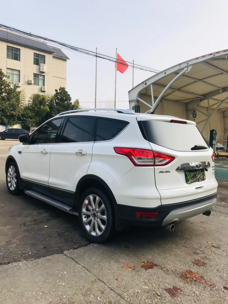 徐州15年福特翼虎4