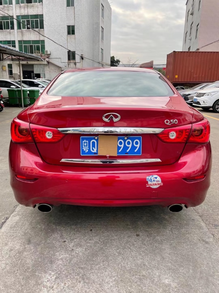 中山15年英菲尼迪Q50L4