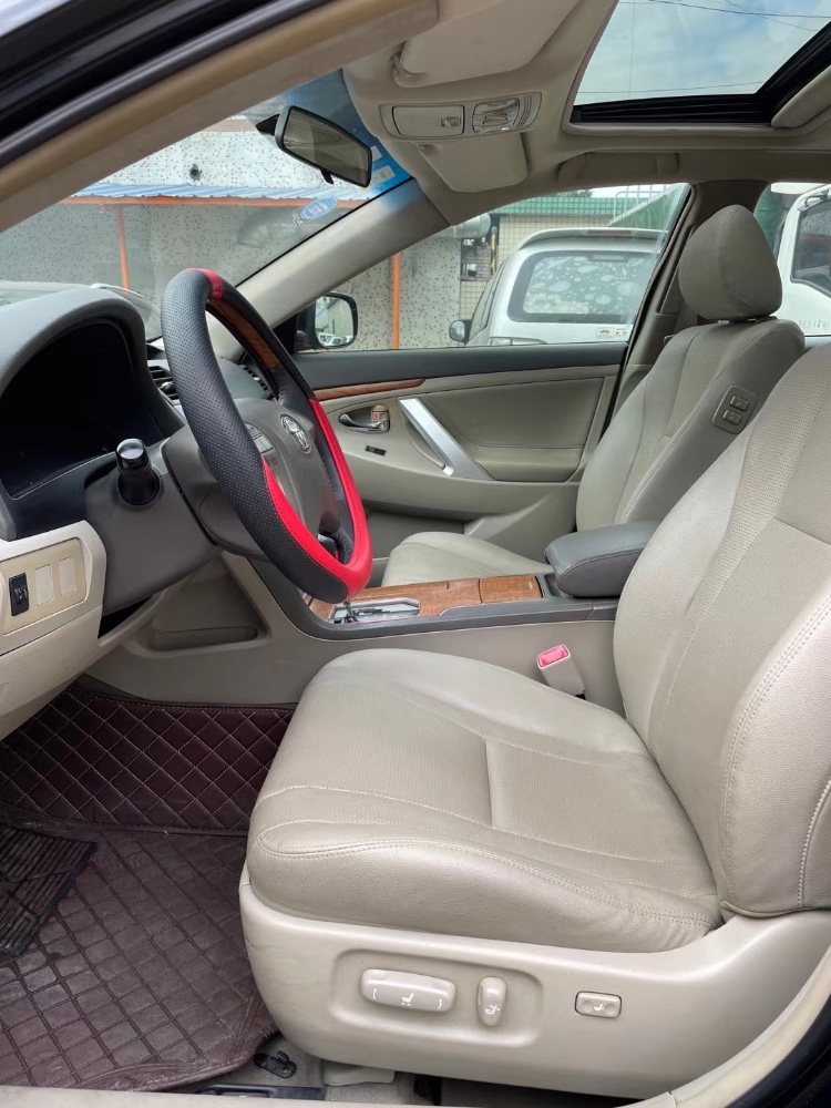 中山10年丰田凯美瑞1