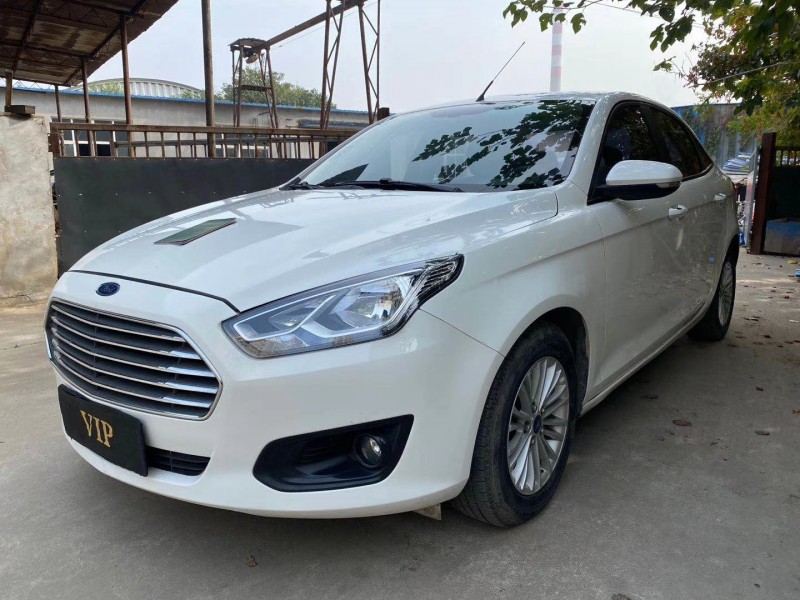 济宁15年福特福睿斯3