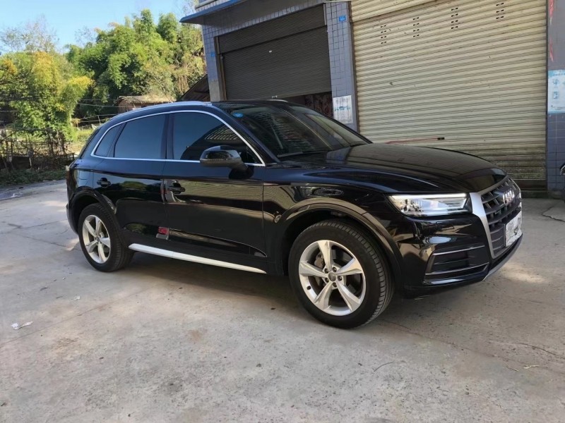 济宁19年奥迪Q52