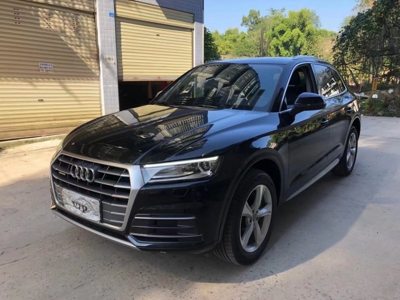 济宁19年奥迪Q53