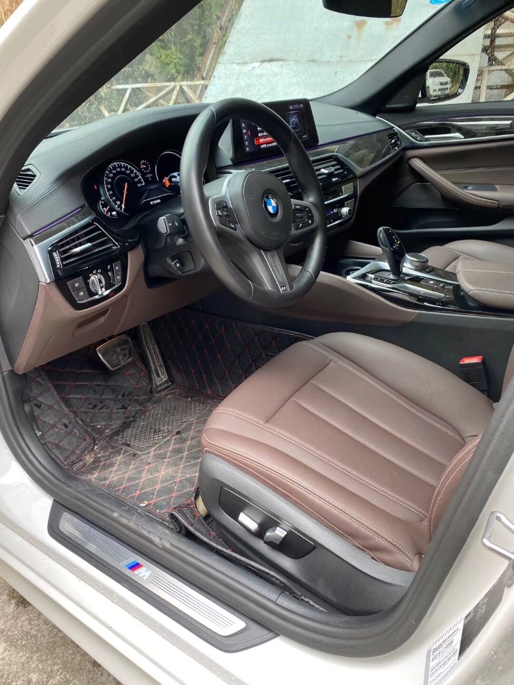 中山19年宝马5系2