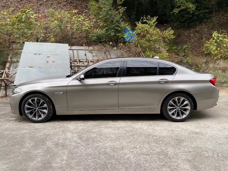 中山17年宝马5系5