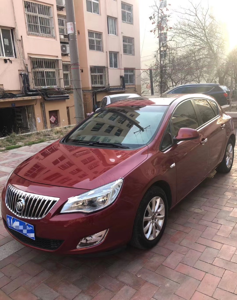 烟台11年别克英朗3