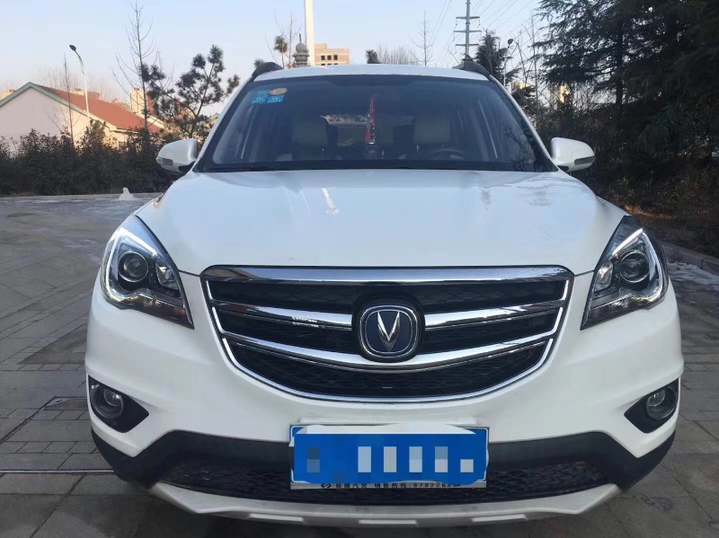 青岛17年长安汽车长安CS351