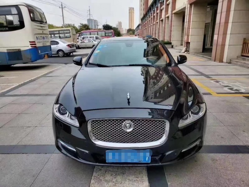 潍坊11年捷豹XJ9