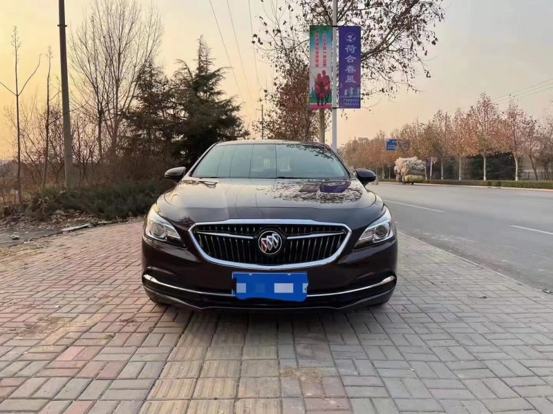 保定18年别克君越1