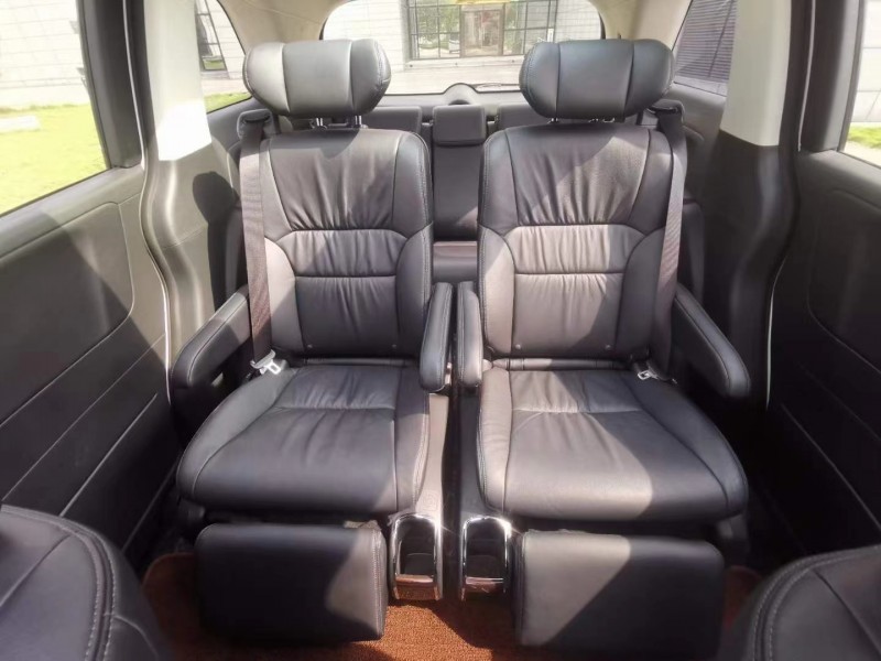 济宁19年本田奥德赛1