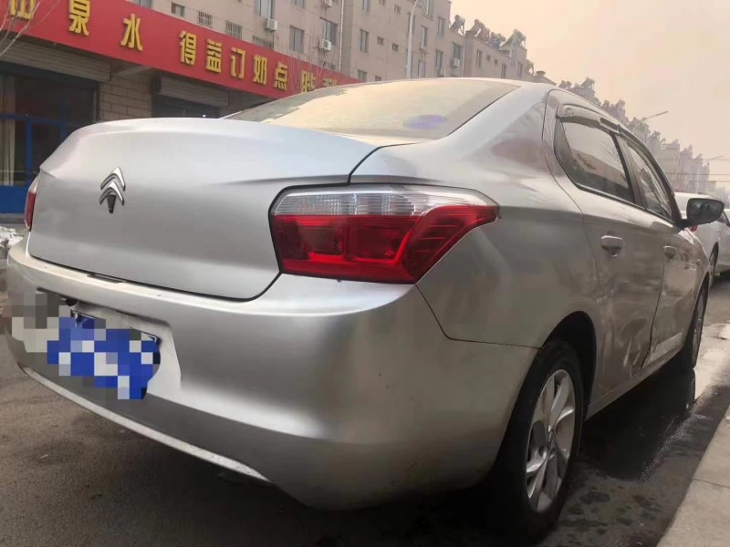 泰安15年雪鐵龍愛麗舍5