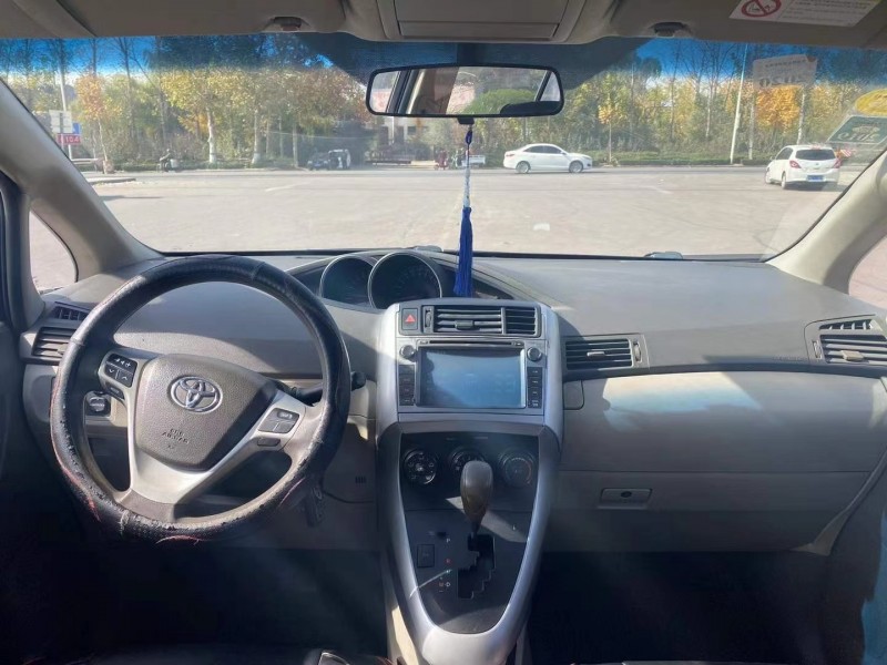 济南12年丰田逸致9