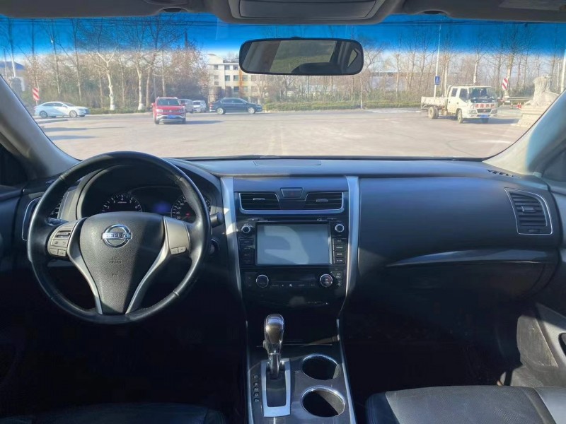 济南13年日产天籁9