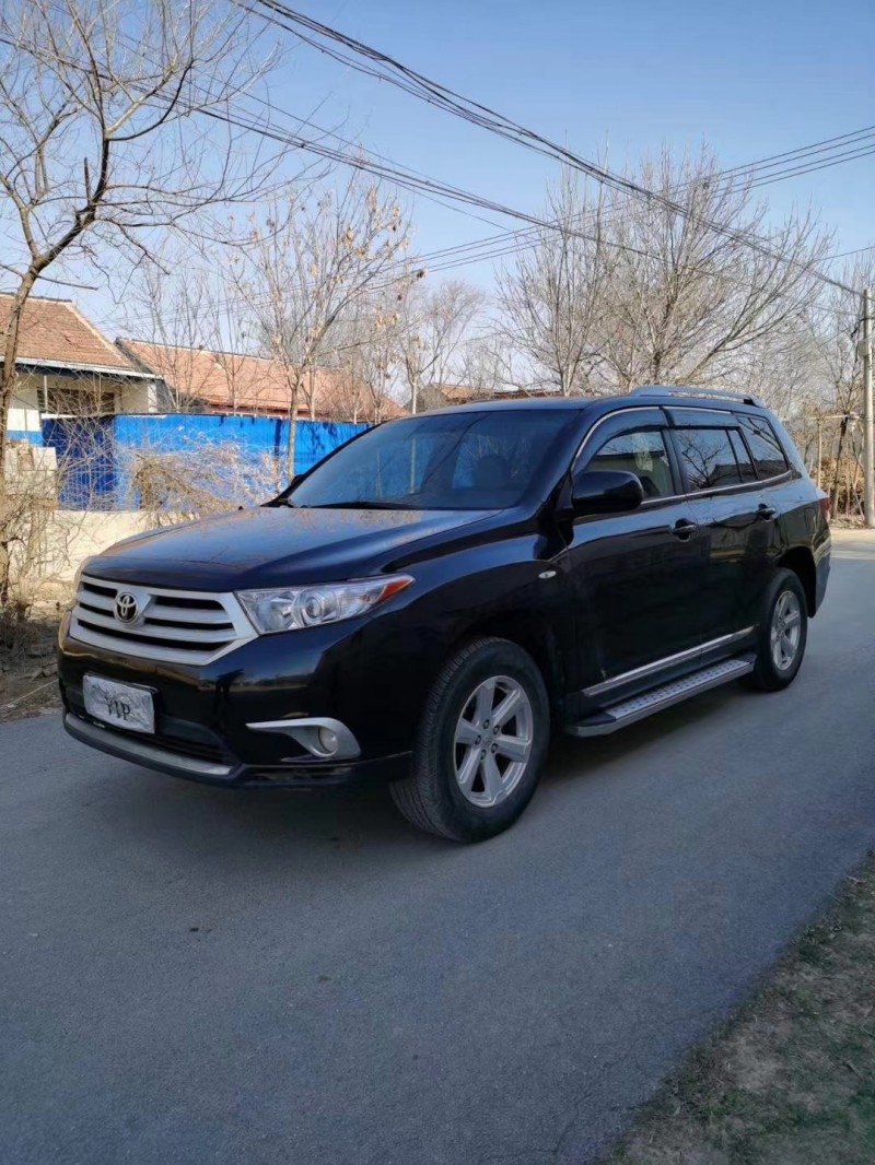 济南14年丰田汉兰达2