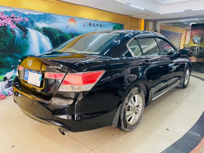 东莞09年本田雅阁5