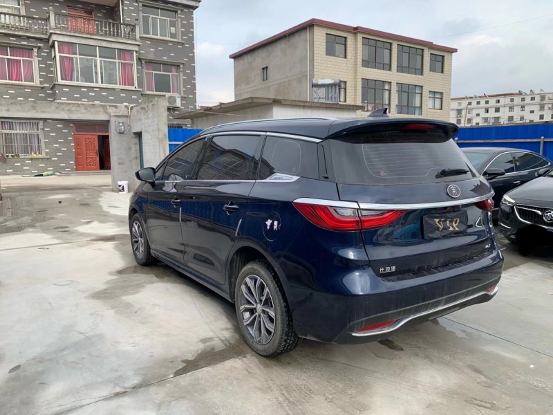 盐城19年比亚迪宋MAX4