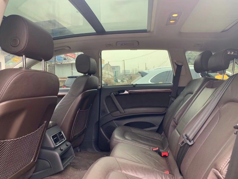 郑州13年奥迪Q75