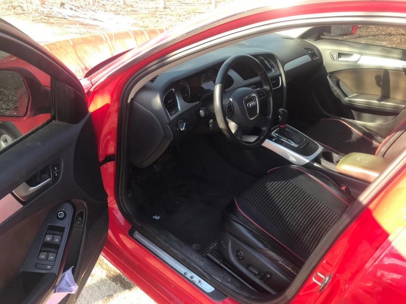 济宁12年奥迪A4L6